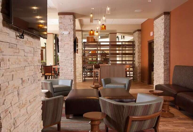 هتل Embassy Suites By Hilton Nashville Airport