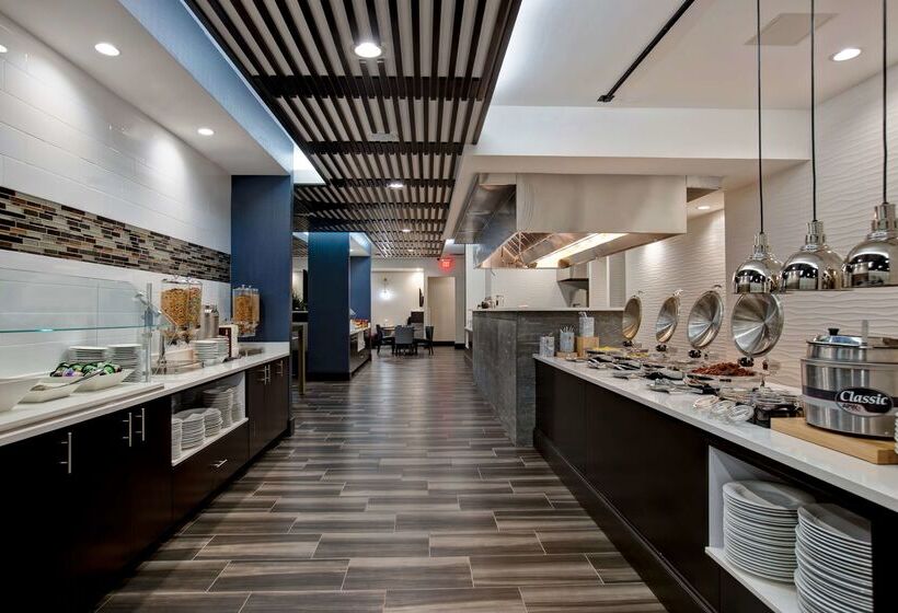 فندق Embassy Suites By Hilton Oklahoma City Northwest