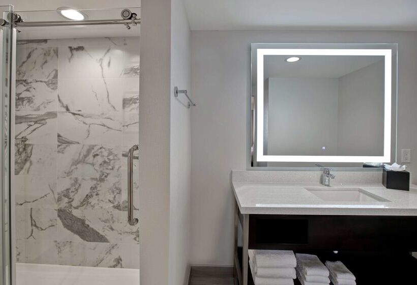 فندق Embassy Suites By Hilton Oklahoma City Northwest