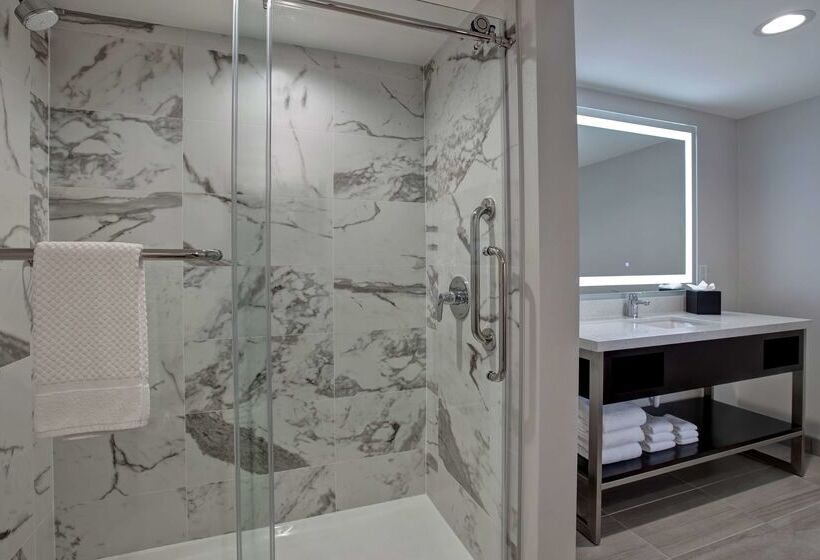 فندق Embassy Suites By Hilton Oklahoma City Northwest