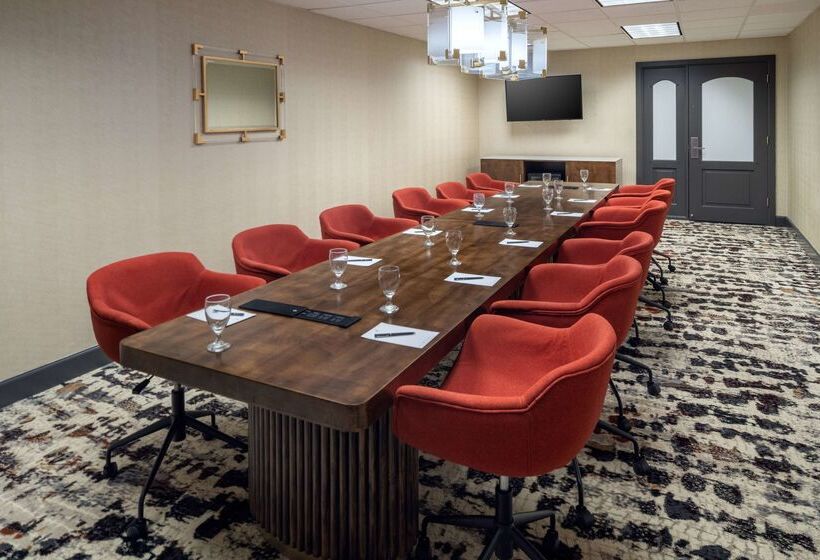 בית מלון כפרי Embassy Suites By Hilton Orlando North