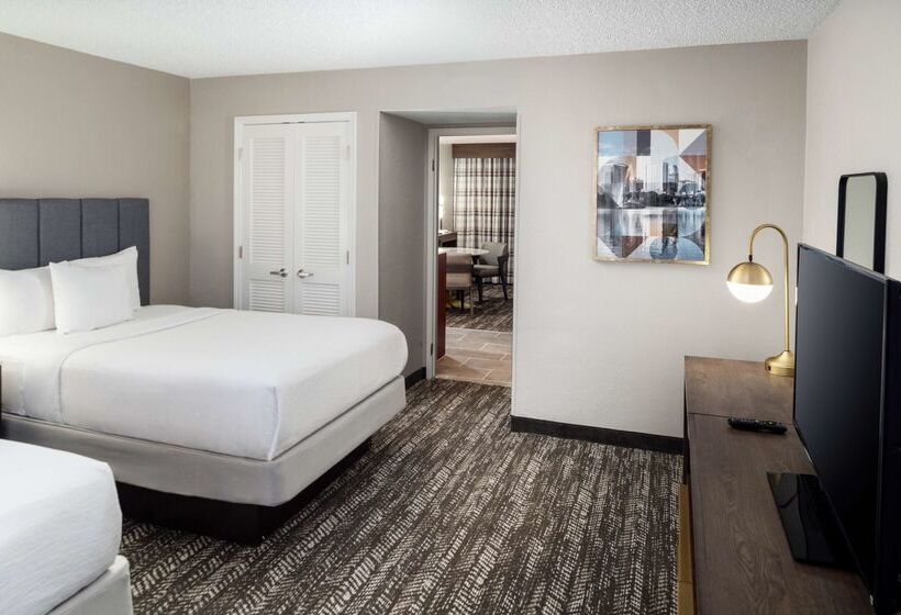 בית מלון כפרי Embassy Suites By Hilton Orlando North