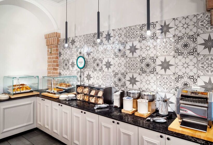 בית מלון כפרי Embassy Suites By Hilton Orlando North