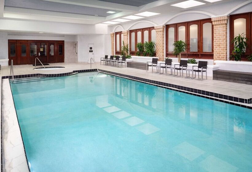 בית מלון כפרי Embassy Suites By Hilton Orlando North