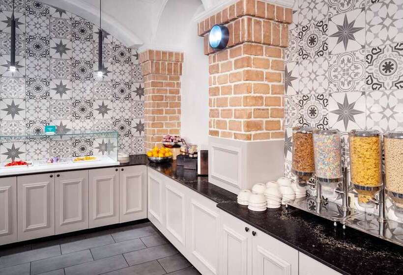 בית מלון כפרי Embassy Suites By Hilton Orlando North