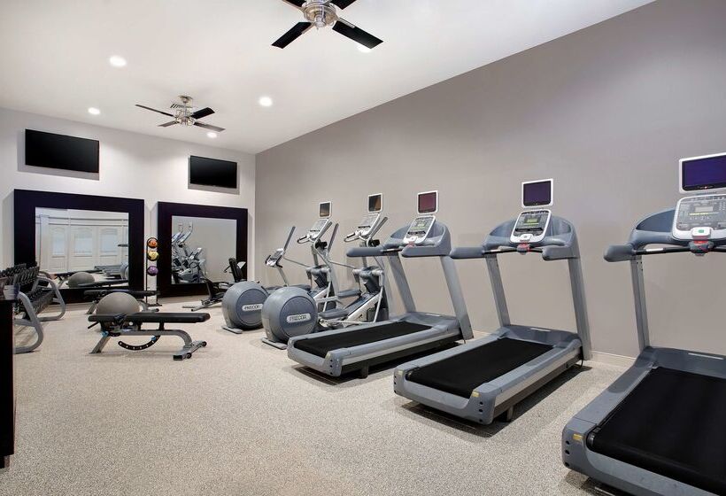 Отель Embassy Suites By Hilton Orlando International Dr Conv Ctr