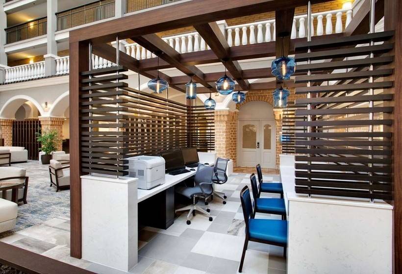 Отель Embassy Suites By Hilton Orlando International Dr Conv Ctr