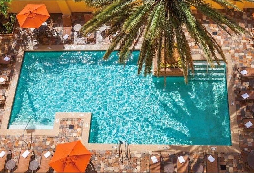 Отель Embassy Suites By Hilton Orlando International Dr Conv Ctr