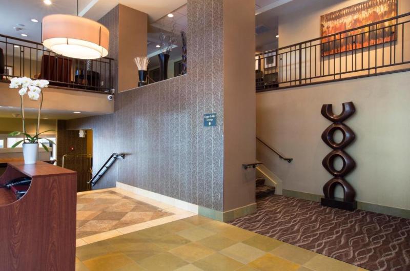 Executive Hotel Pacific