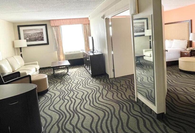 Fairbridge Hotel Cleveland East