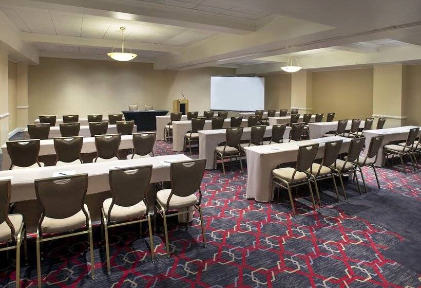 Szálloda Four Points By Sheraton Melville Long Island