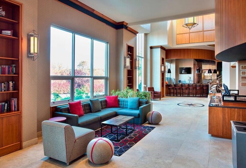 Szálloda Four Points By Sheraton Melville Long Island