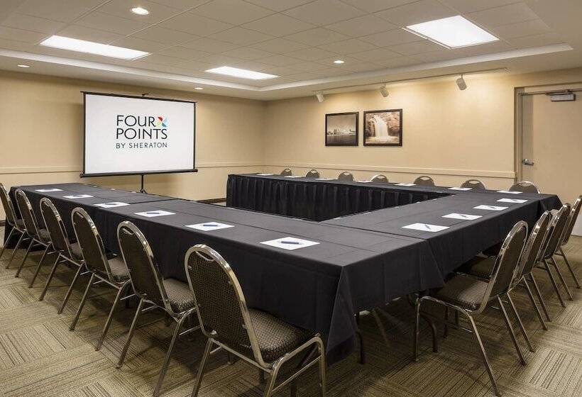 هتل Four Points By Sheraton Milwaukee Airport