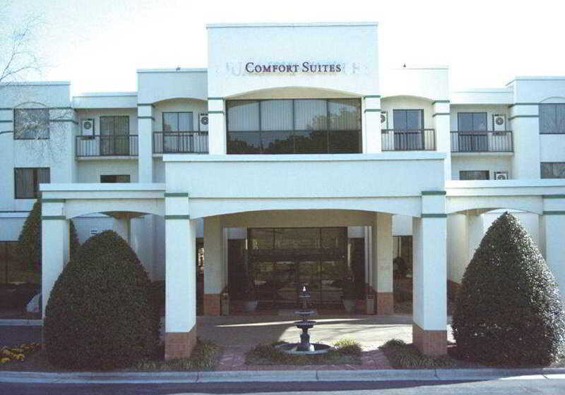 בית מלון כפרי Four Points By Sheraton Raleigh North