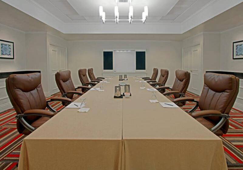 ホテル Four Points By Sheraton York