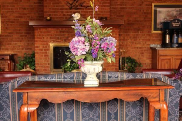 בית מלון כפרי Governor House Inn Arlington/falls Church