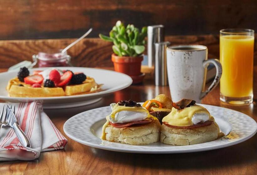 ホテル Graduate By Hilton Minneapolis