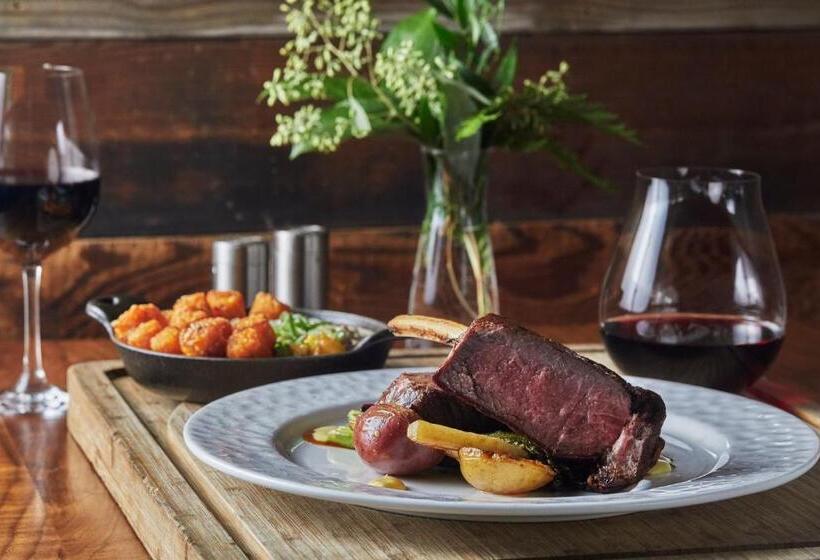 ホテル Graduate By Hilton Minneapolis