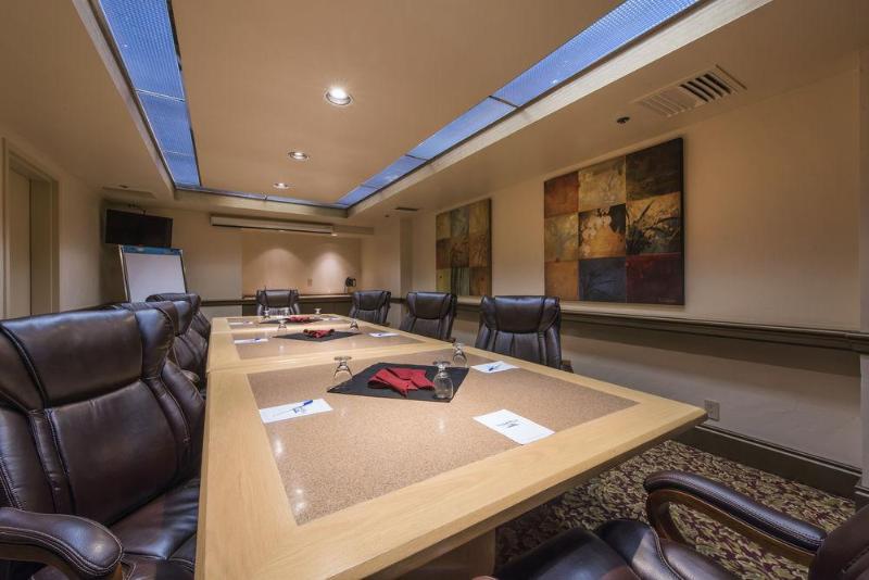 Отель Grand Vista