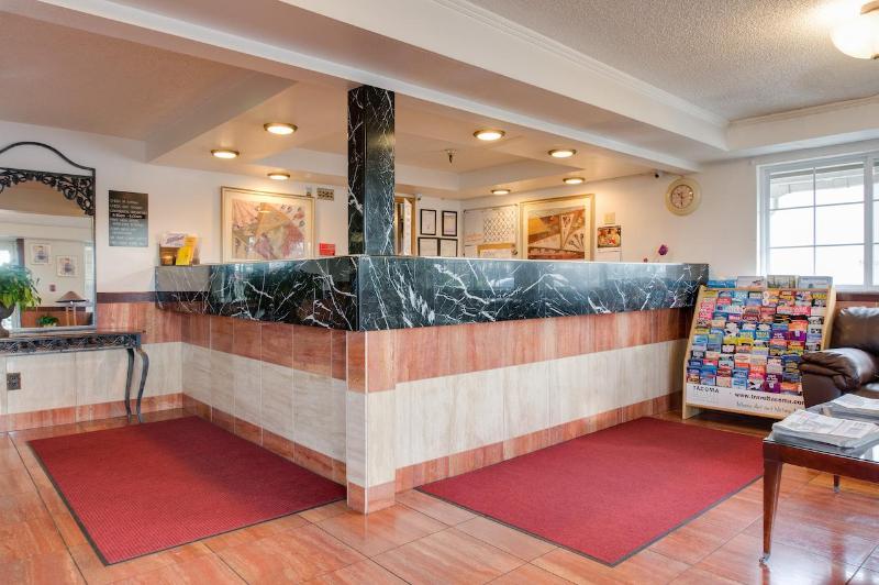 هتل Guesthouse Inn Fife