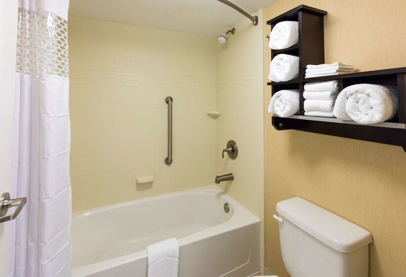 فندق Hampton Inn Daytona Beach/beachfront