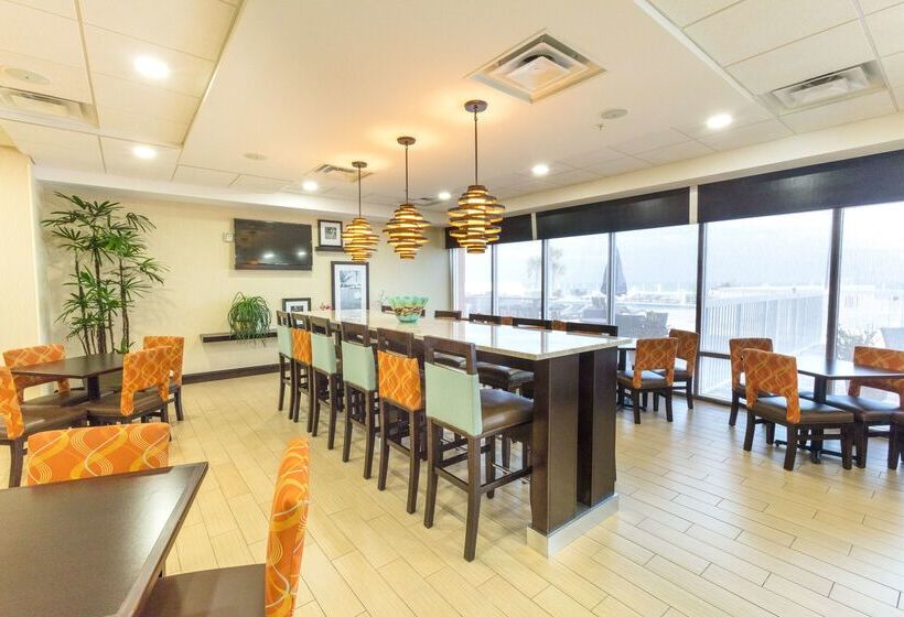 فندق Hampton Inn Daytona Beach/beachfront