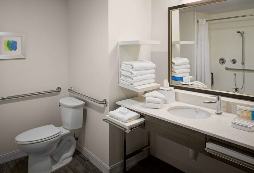 호텔 Hampton Inn & Suites Syracuse North Airport Area