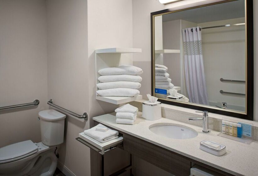 호텔 Hampton Inn & Suites Syracuse North Airport Area