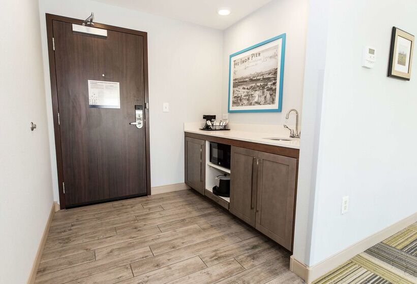 호텔 Hampton Inn & Suites Syracuse North Airport Area