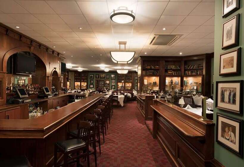 酒店 Hilton Appleton Paper Valley