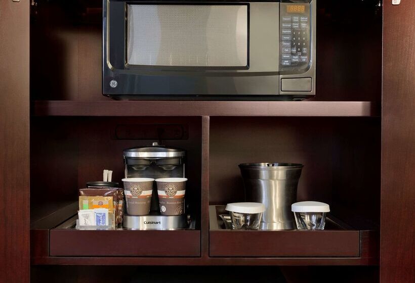 酒店 Hilton Arlington