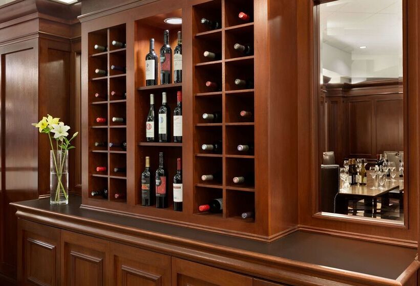 酒店 Hilton Arlington