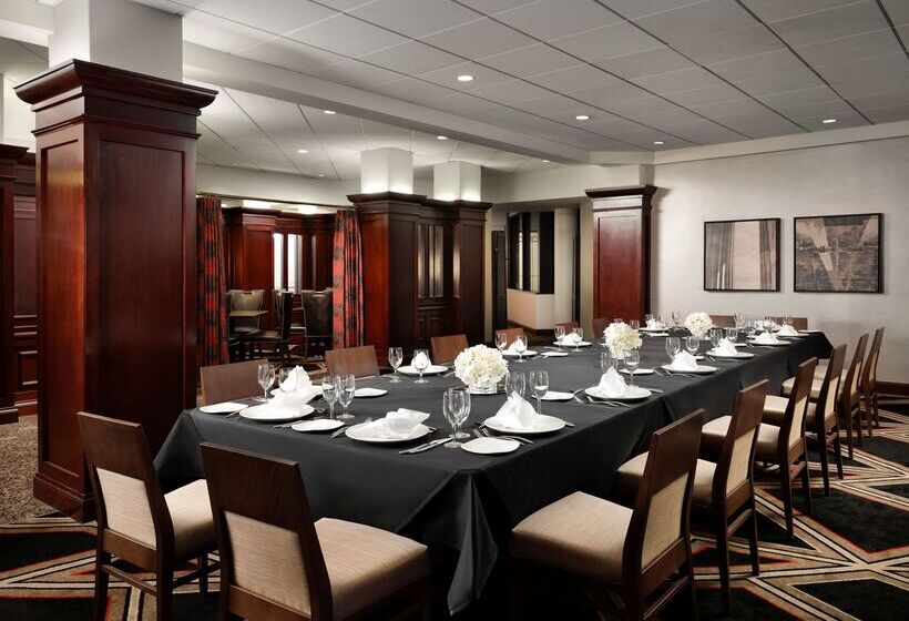 酒店 Hilton Arlington