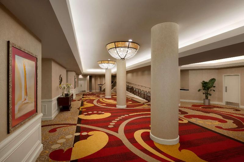 酒店 Hilton Arlington