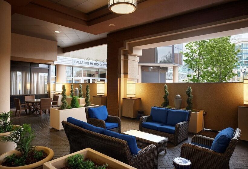 酒店 Hilton Arlington