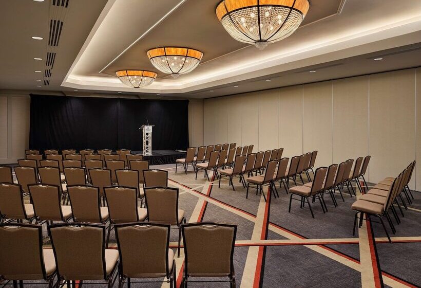 酒店 Hilton Arlington