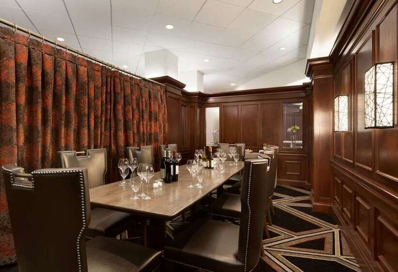 酒店 Hilton Arlington