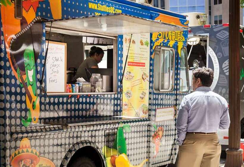 酒店 Hilton Arlington