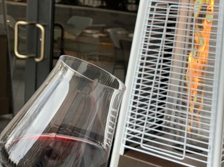 هتل Hilton Birmingham Downtown At Uab