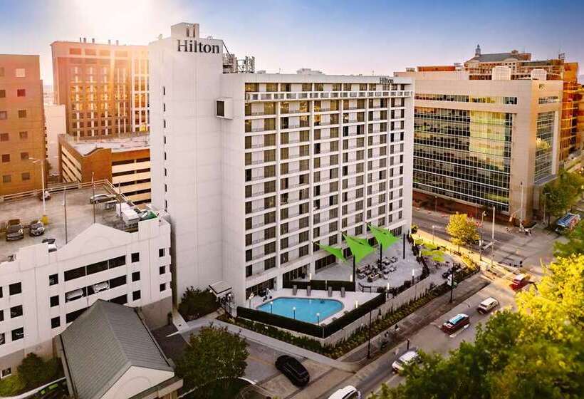 هتل Hilton Birmingham Downtown At Uab