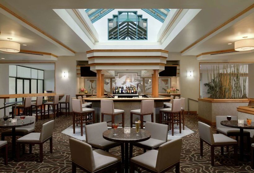 فندق Hilton Boca Raton Suites