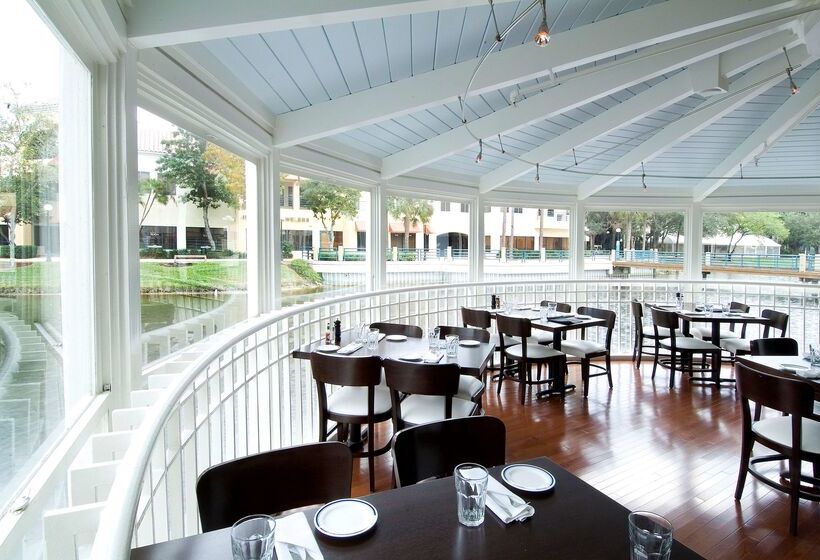 فندق Hilton Boca Raton Suites