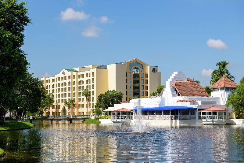 فندق Hilton Boca Raton Suites