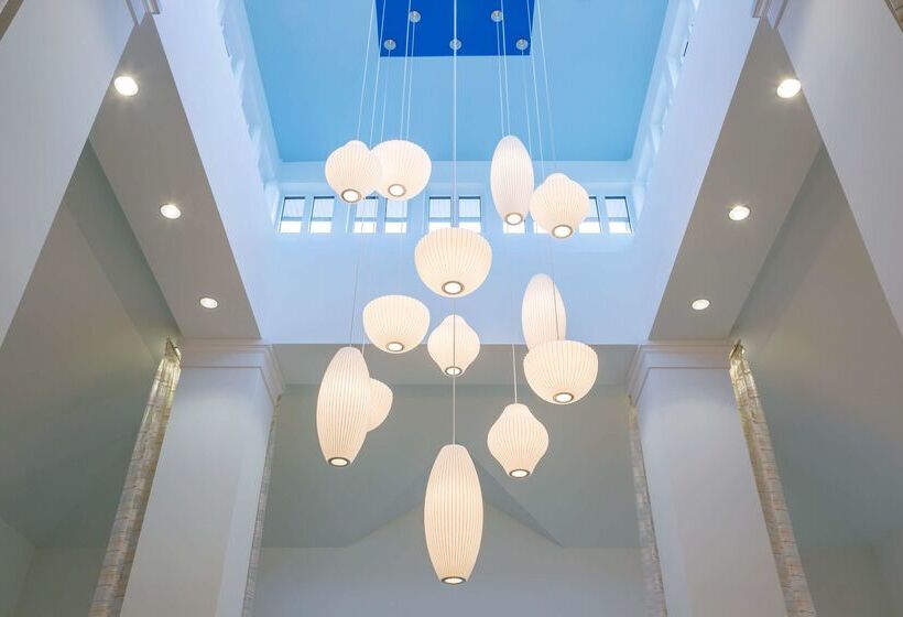 فندق Hilton Garden Inn Key West / The Keys Collection