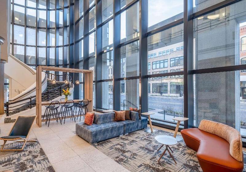 ホテル Hilton Garden Inn Toledo Downtown