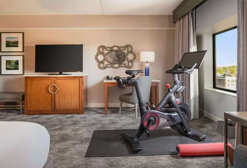 ホテル Hilton Lexington/downtown