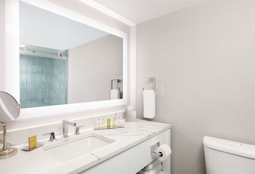 בית מלון כפרי Hilton Los Angeles Culver City