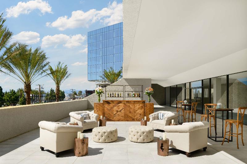 בית מלון כפרי Hilton Los Angeles Culver City