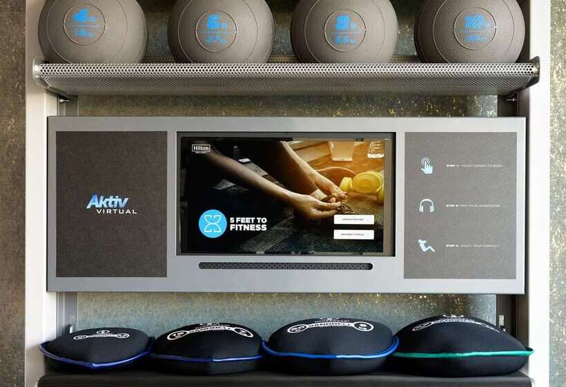 בית מלון כפרי Hilton Los Angeles Culver City