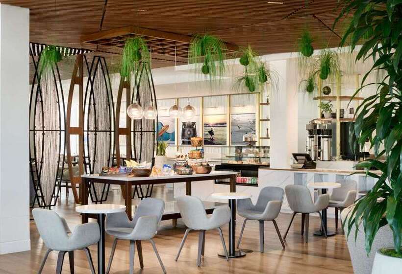 בית מלון כפרי Hilton Los Angeles Culver City